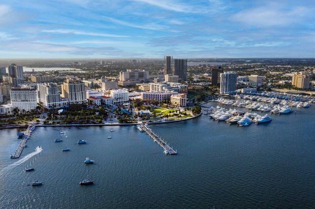 550 Okeechobee Boulevard Uph-15, West Palm Beach, FL 33401