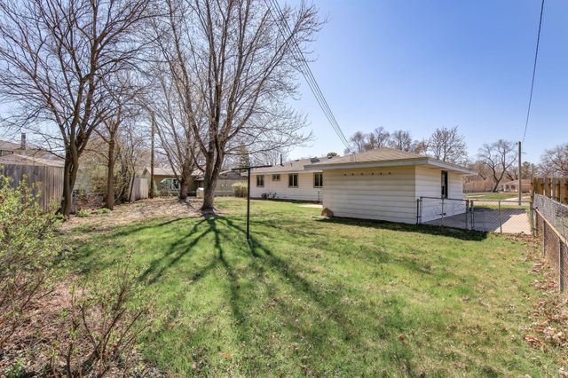 1249 Gary Drive, Saint Paul Park, MN 55071