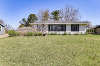 1249 Gary Drive, Saint Paul Park, MN 55071