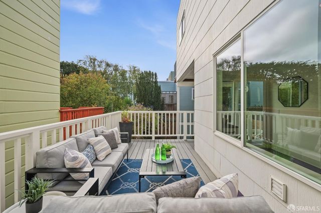 711 12th Avenue, San Francisco, CA 94118