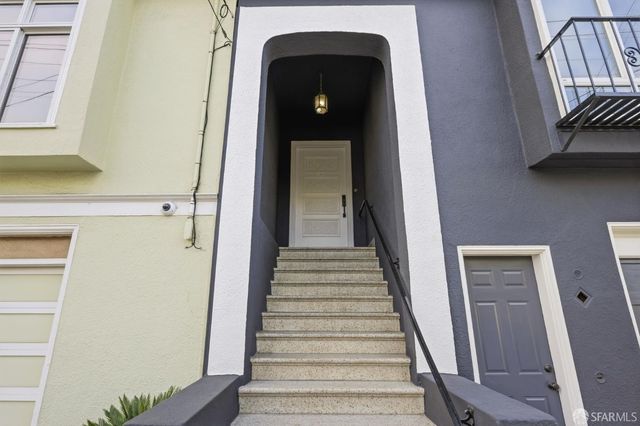 711 12th Avenue, San Francisco, CA 94118