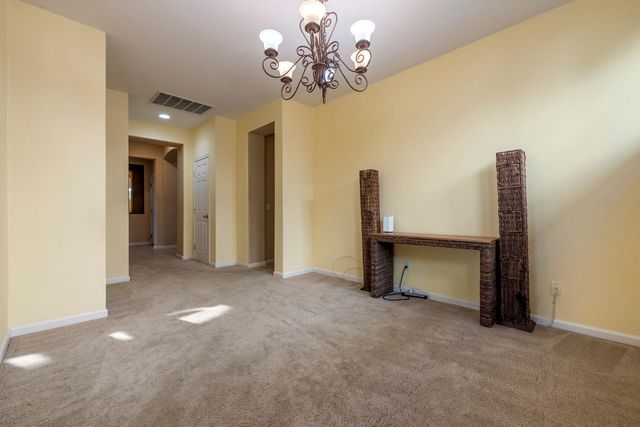 612 Beck Creek Ln, Patterson, CA 95363