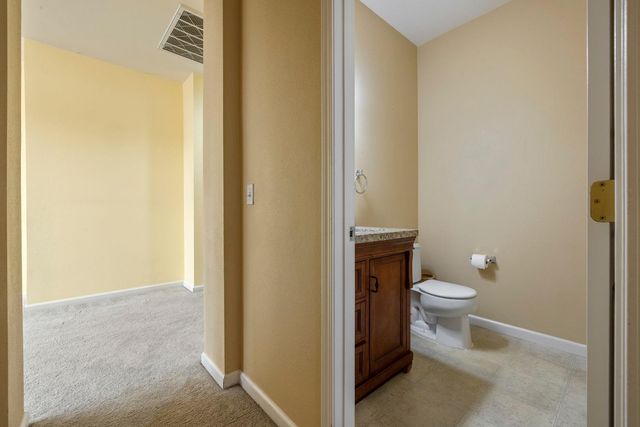 612 Beck Creek Ln, Patterson, CA 95363