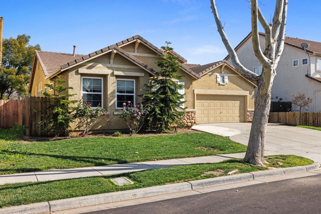 612 Beck Creek Ln, Patterson, CA 95363