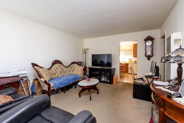 1931 Palm Avenue, San Mateo, CA 94403