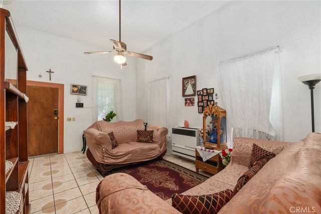 27344 Main Street, Highland, CA 92346