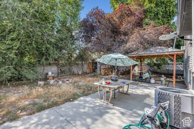 6834 S 3270 W, West Jordan, UT 84084