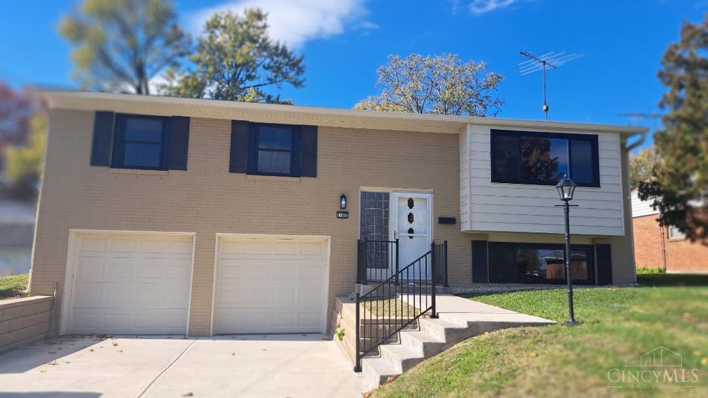 11685 Hamlet Road, Forest Park, OH 45240