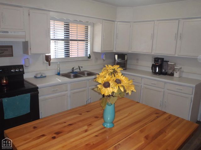 900 Avenue, Newport, AR 72112