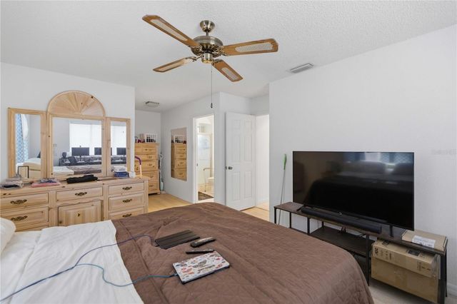 10986 SW 83RD AVENUE, Ocala, FL 34481