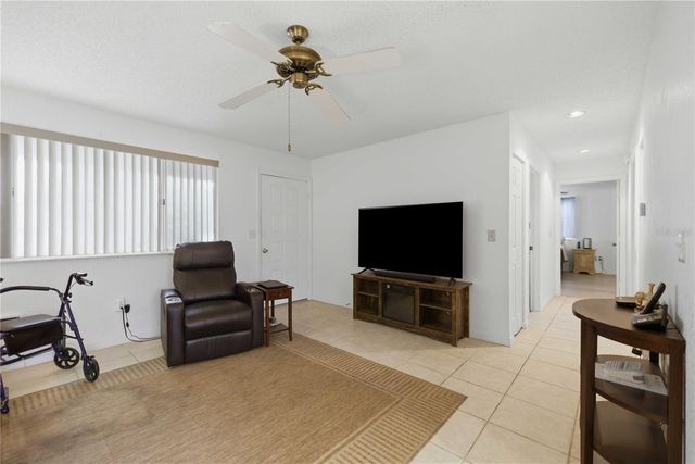 10986 SW 83RD AVENUE, Ocala, FL 34481