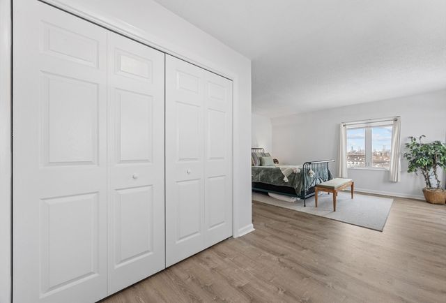 100 Marina Dr 615, Quincy, MA 02171