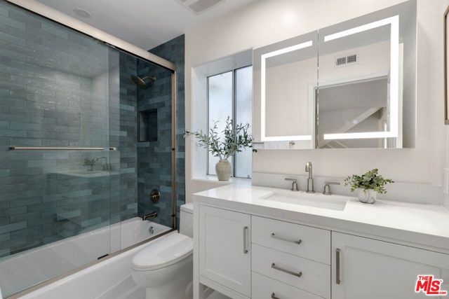 1214 14th Street 203, Santa Monica, CA 90404