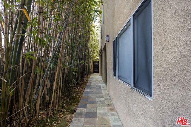 1214 14th Street 203, Santa Monica, CA 90404