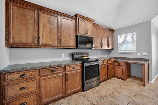 1417 NE Mustang Dr, Andrews, TX 79761