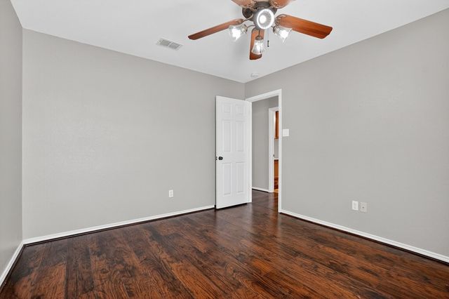 1417 NE Mustang Dr, Andrews, TX 79761