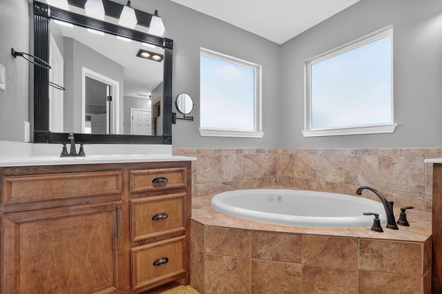 1417 NE Mustang Dr, Andrews, TX 79761