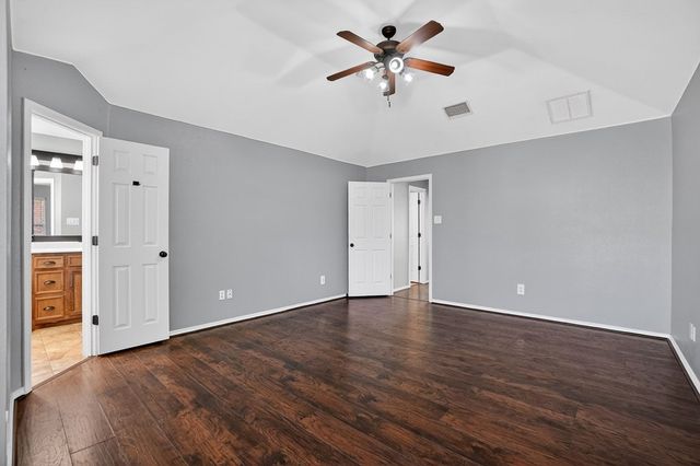 1417 NE Mustang Dr, Andrews, TX 79761