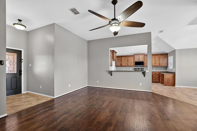 1417 NE Mustang Dr, Andrews, TX 79761