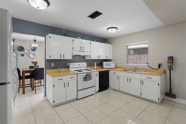 5025 BROMLEY AVENUE, Spring Hill, FL 34609