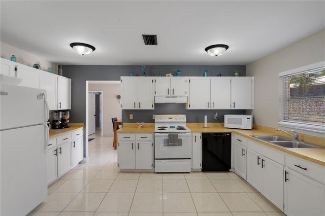 5025 BROMLEY AVENUE, Spring Hill, FL 34609