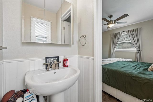 1036 Vaughn Street, Aurora, CO 80011