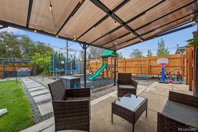 1036 Vaughn Street, Aurora, CO 80011