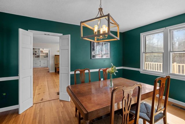 65 Kendall Hill Road, Mont Vernon, NH 03057