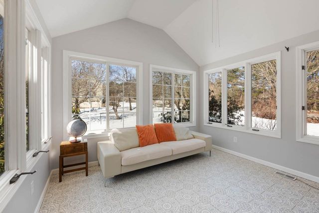 65 Kendall Hill Road, Mont Vernon, NH 03057