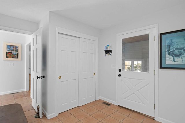 65 Kendall Hill Road, Mont Vernon, NH 03057