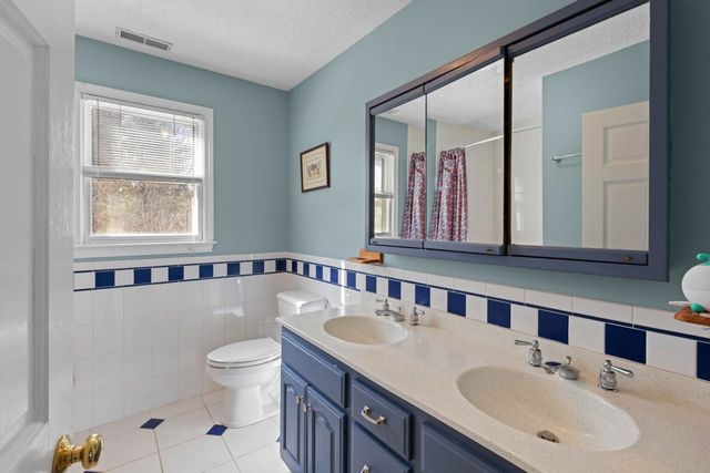 65 Kendall Hill Road, Mont Vernon, NH 03057