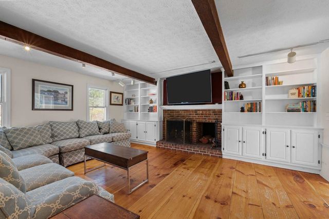 65 Kendall Hill Road, Mont Vernon, NH 03057