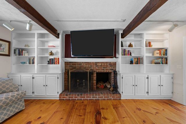 65 Kendall Hill Road, Mont Vernon, NH 03057