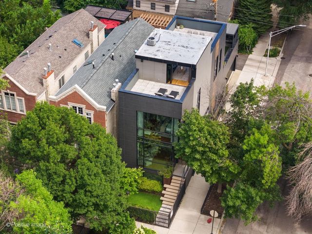 2029 N Hoyne Avenue, Chicago, IL 60647