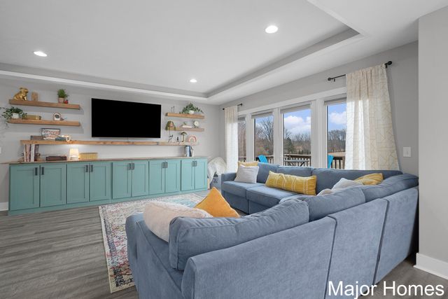 4630 100th Street SE, Caledonia, MI 49316