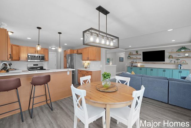 4630 100th Street SE, Caledonia, MI 49316