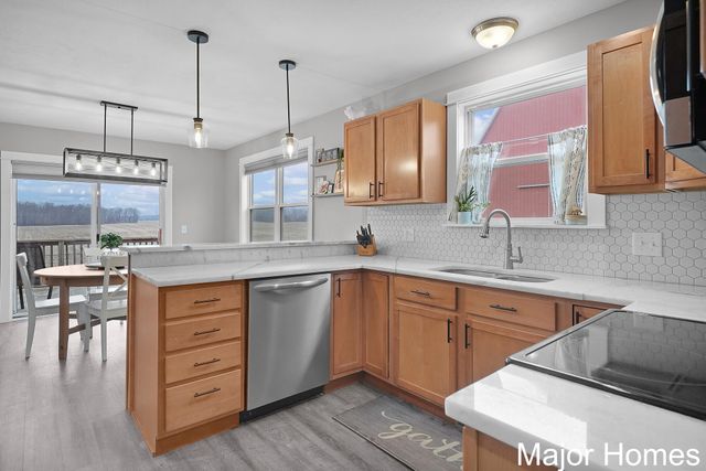 4630 100th Street SE, Caledonia, MI 49316