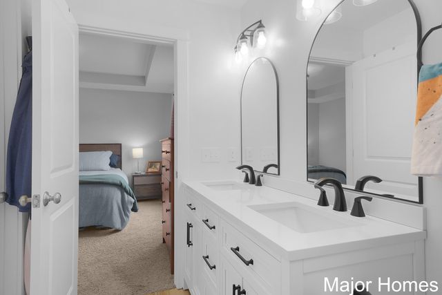 4630 100th Street SE, Caledonia, MI 49316