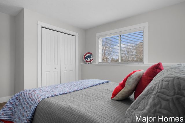 4630 100th Street SE, Caledonia, MI 49316