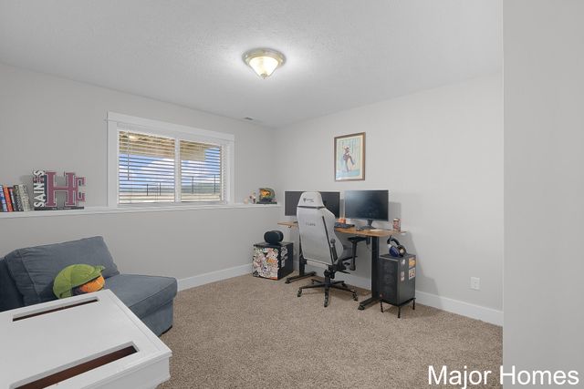 4630 100th Street SE, Caledonia, MI 49316