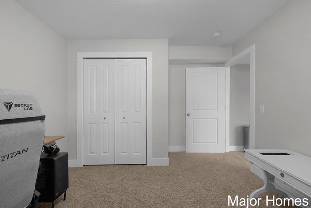 4630 100th Street SE, Caledonia, MI 49316