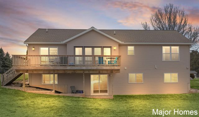 4630 100th Street SE, Caledonia, MI 49316