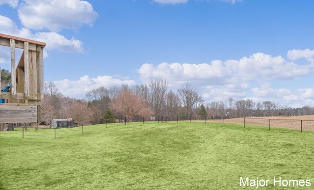 4630 100th Street SE, Caledonia, MI 49316