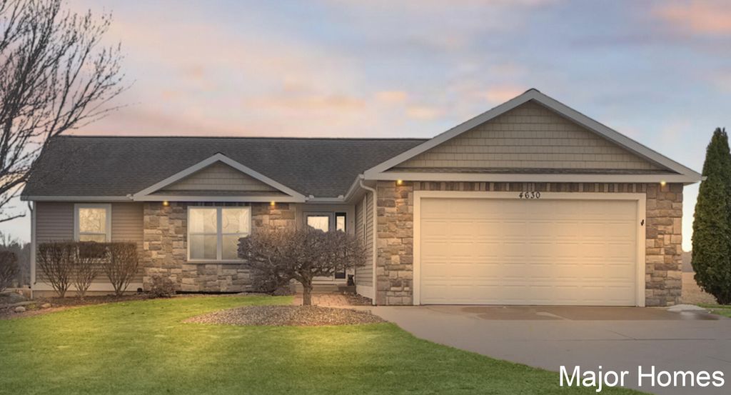 4630 100th Street SE, Caledonia, MI 49316