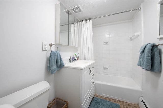 269 Harvard St. 19, Cambridge, MA 02139