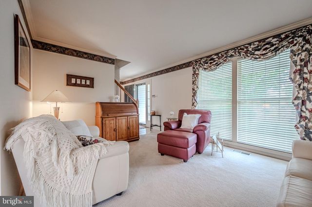 43 WALKER DR, New Castle, DE 19720