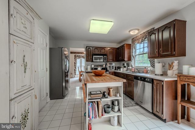 43 WALKER DR, New Castle, DE 19720