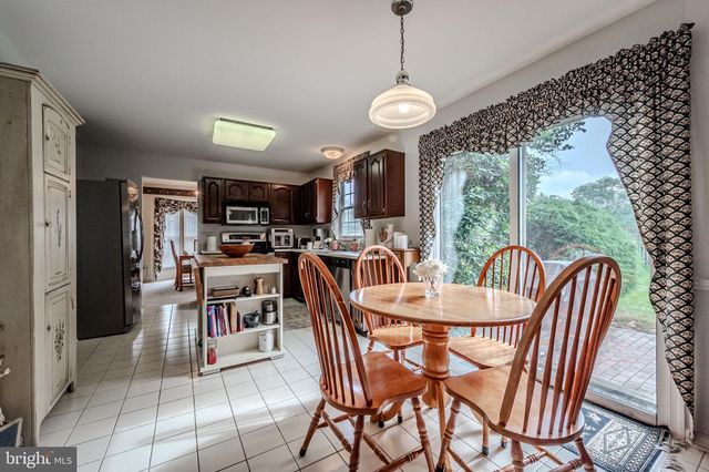 43 WALKER DR, New Castle, DE 19720