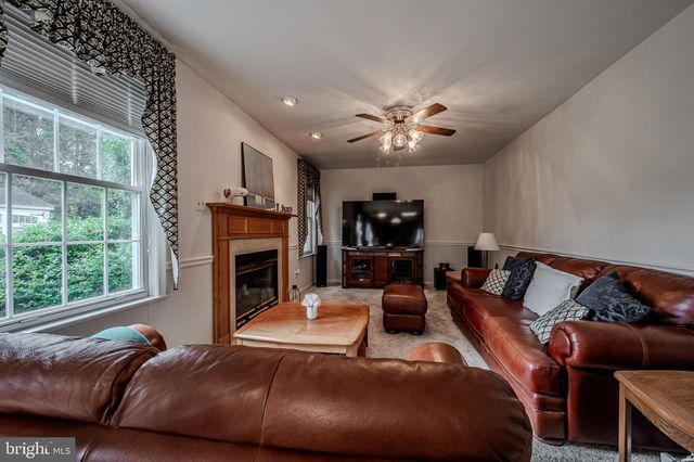43 WALKER DR, New Castle, DE 19720
