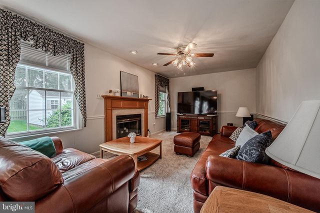 43 WALKER DR, New Castle, DE 19720